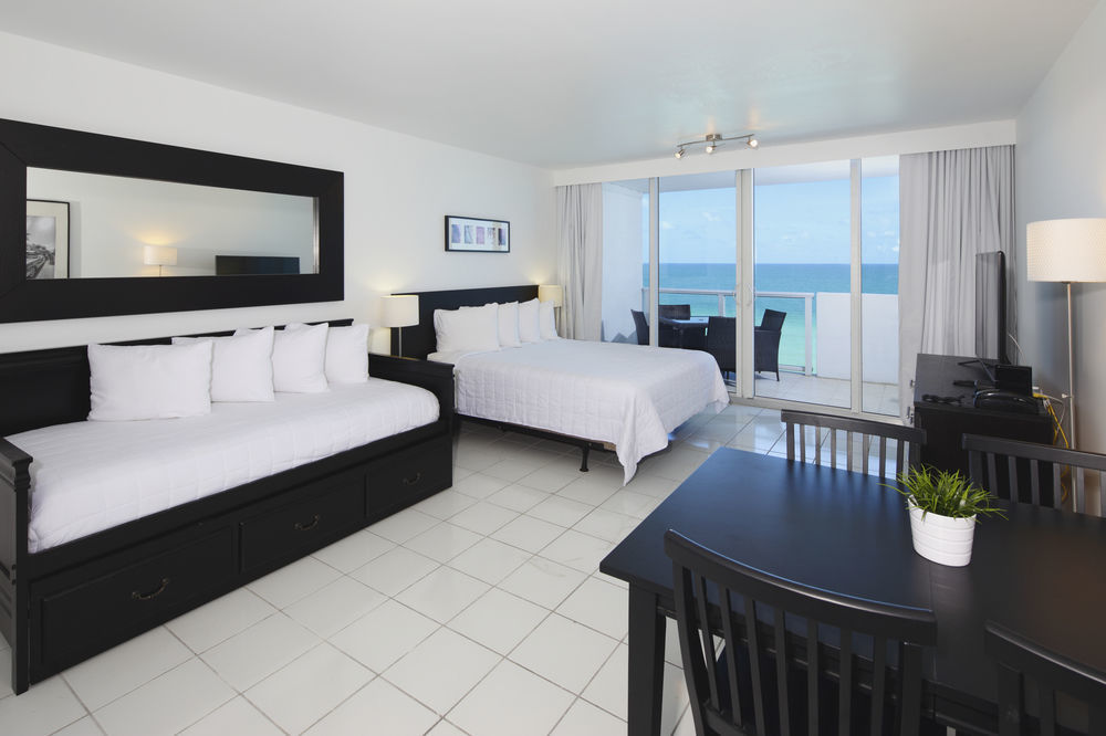 Castle Beach By New Point Miami Hotel Miami Beach Exterior photo